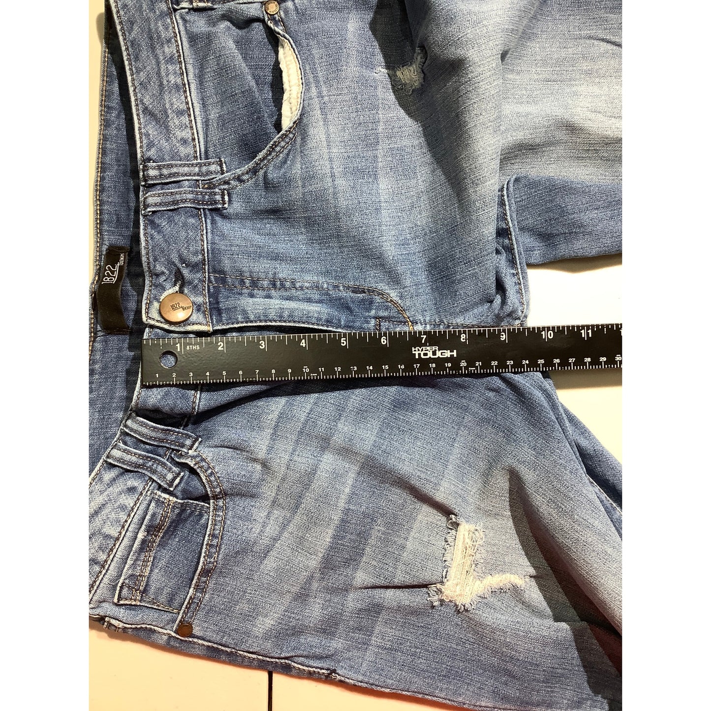 1822 Denim Blue Distressed Raw Hem Jeans Women’s 14 — Y2K, Casual, Edgy