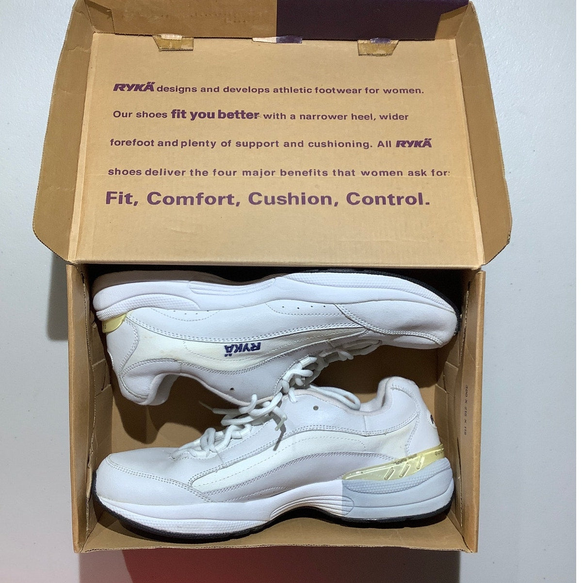 Ryka White Leather Walking Sneakers Women’s 11W — Athletic, Classic, Comfort