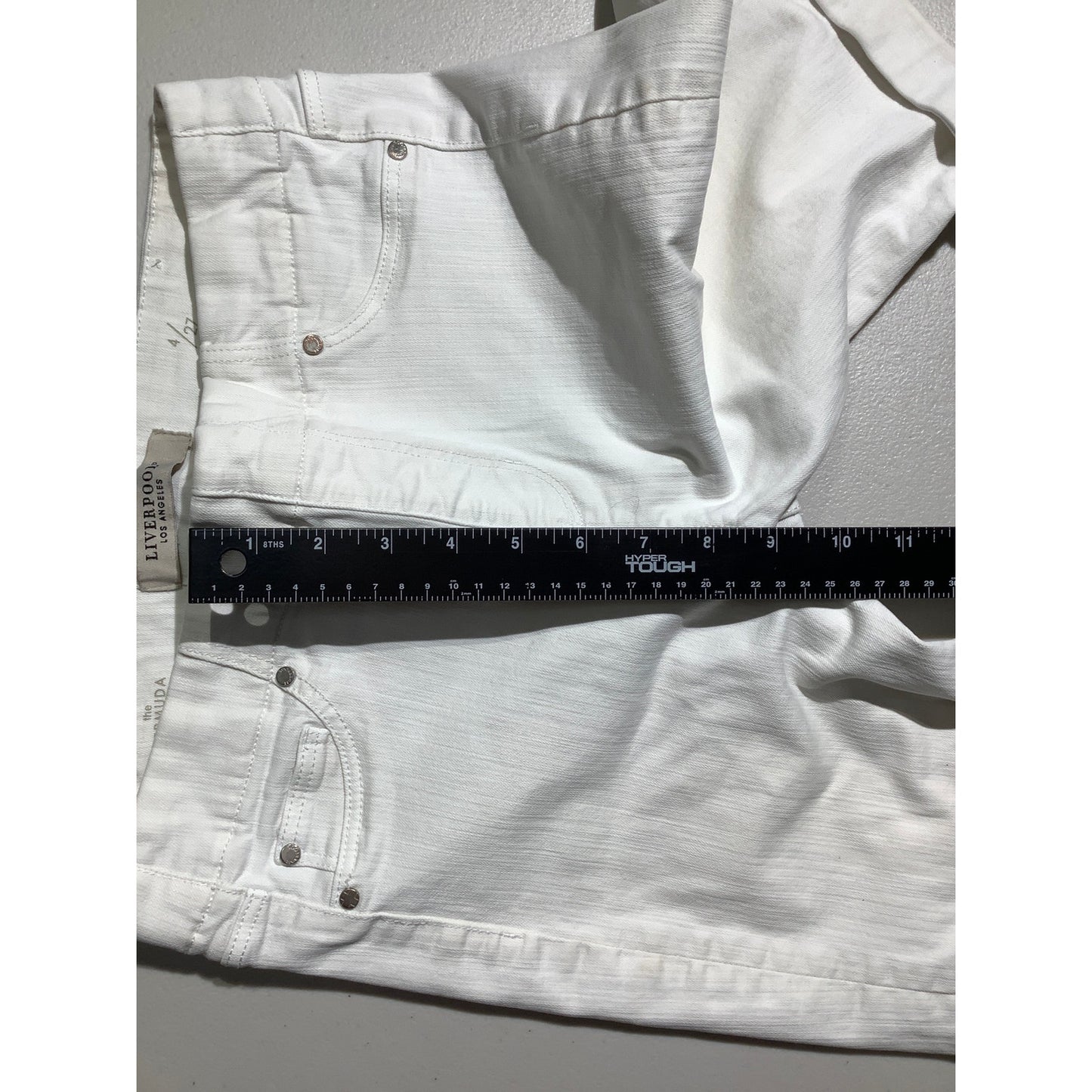 Liverpool  The Bermuda Denim Shorts Women’s Size 4/27 — Casual, Summer, Classic