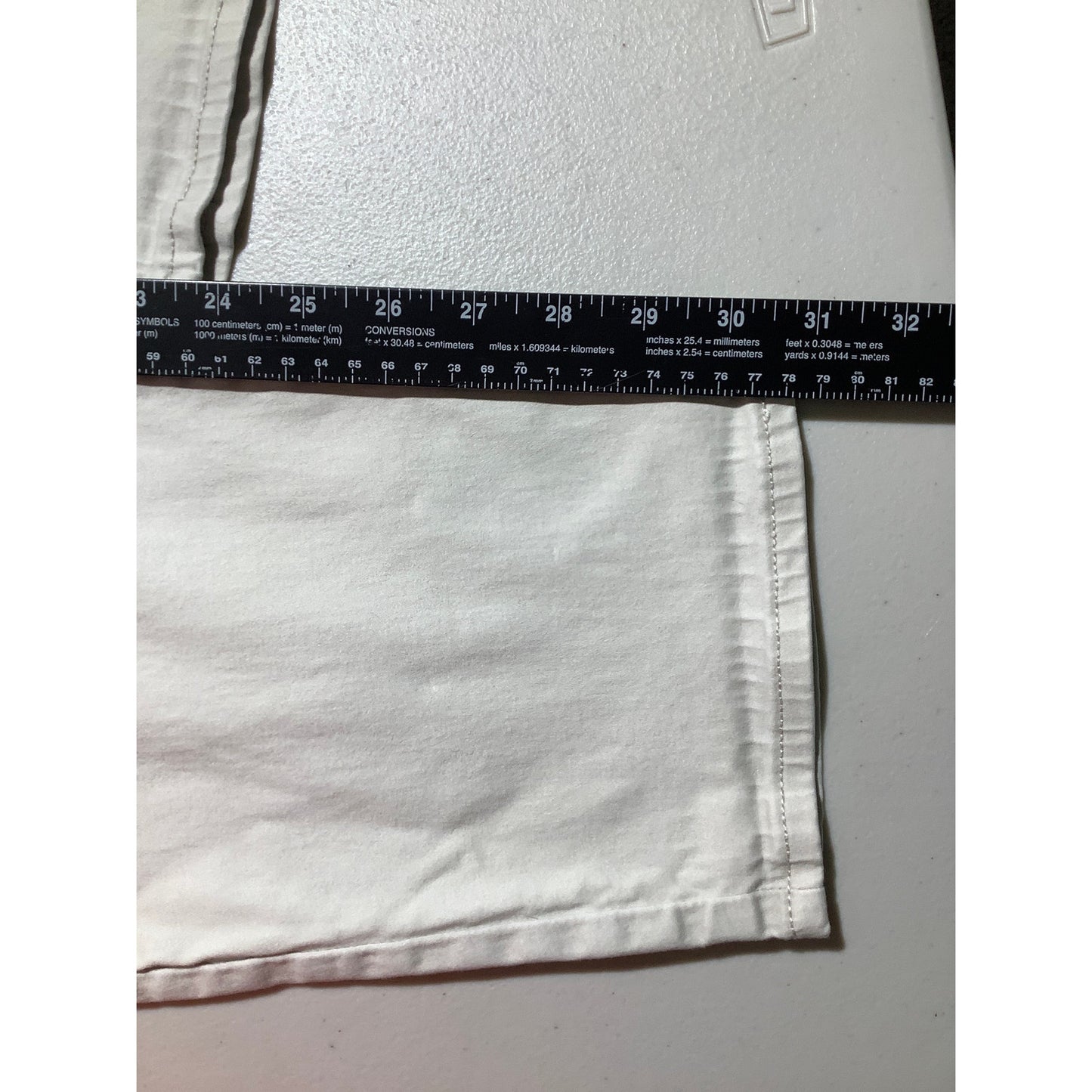 Lucky Brand 410 Athletic Straight Pants Men’s 36W 32L — Casual, Preppy, Classic