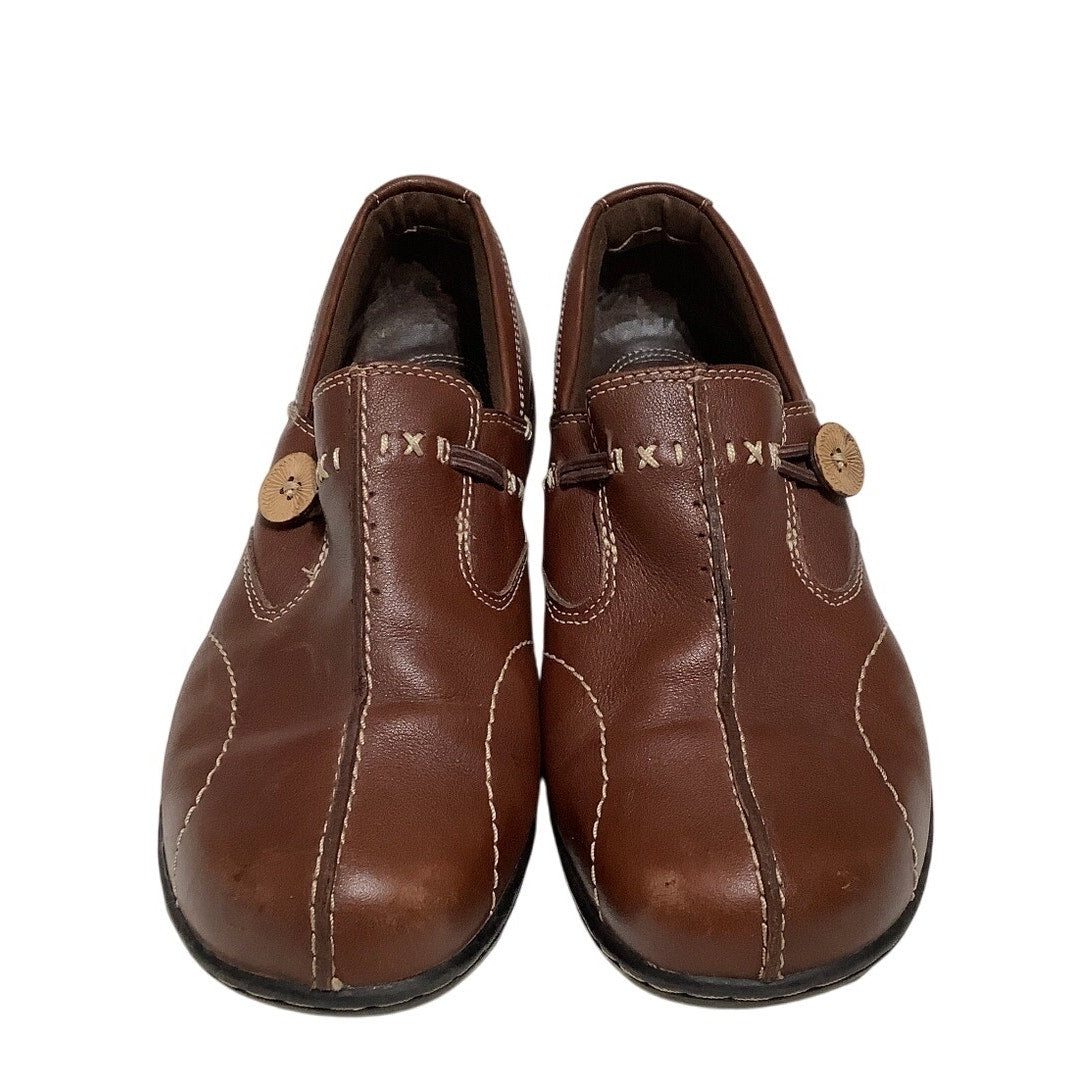 Clarks Collection Brown Clog Loafer Size 8.5 - Classic, Comfortable, Everyday