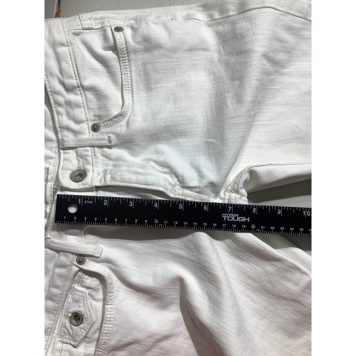 Banana Republic Women’s Capris Size 2 — White, Slim, Casual