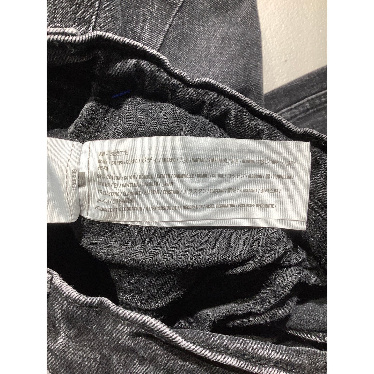 Abercrombie & Fitch Straight Jeans Women’s 28 / 6R High Rise, Distressed, Modern