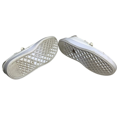 Cole Haan Reagan White Leather Sneakers Women’s Size 9B — Classic, Casual, Clean