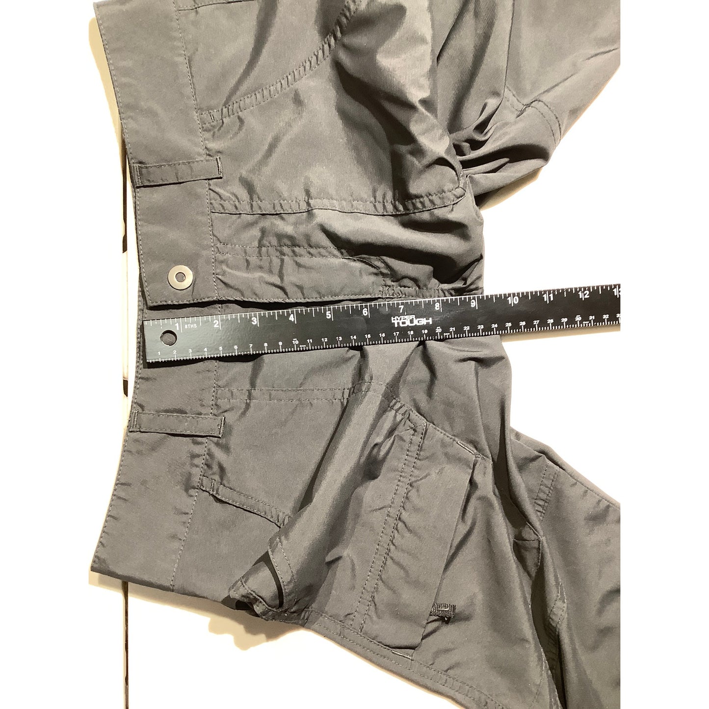 Columbia Gray Omni-Shield Capri Pants Women’s 6 — Hiking, Cargo, Outdoor