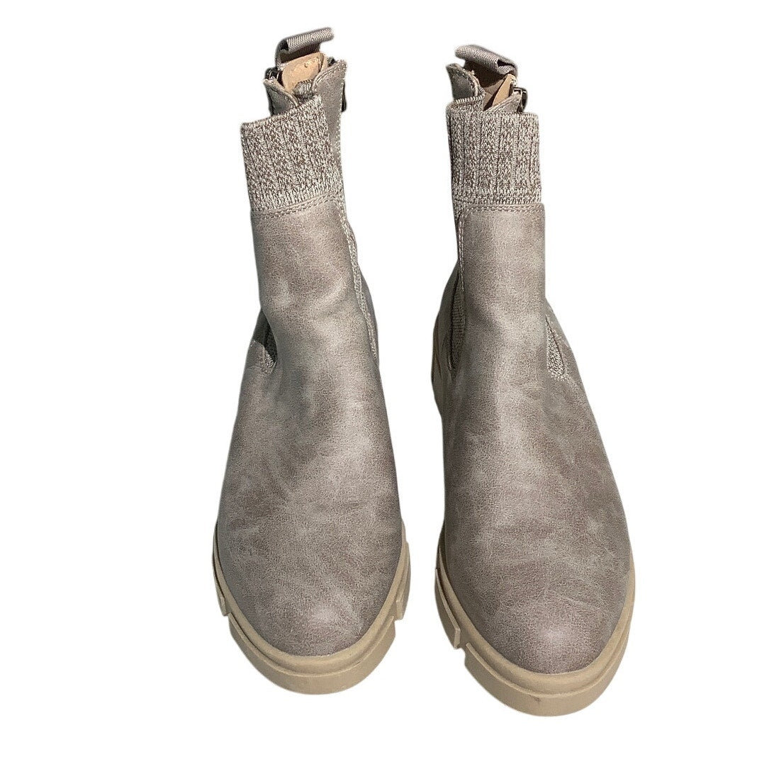 Blowfish Malibu High Ankle Boots Women’s 10 – Light Brown, Casual, Chunky Sole