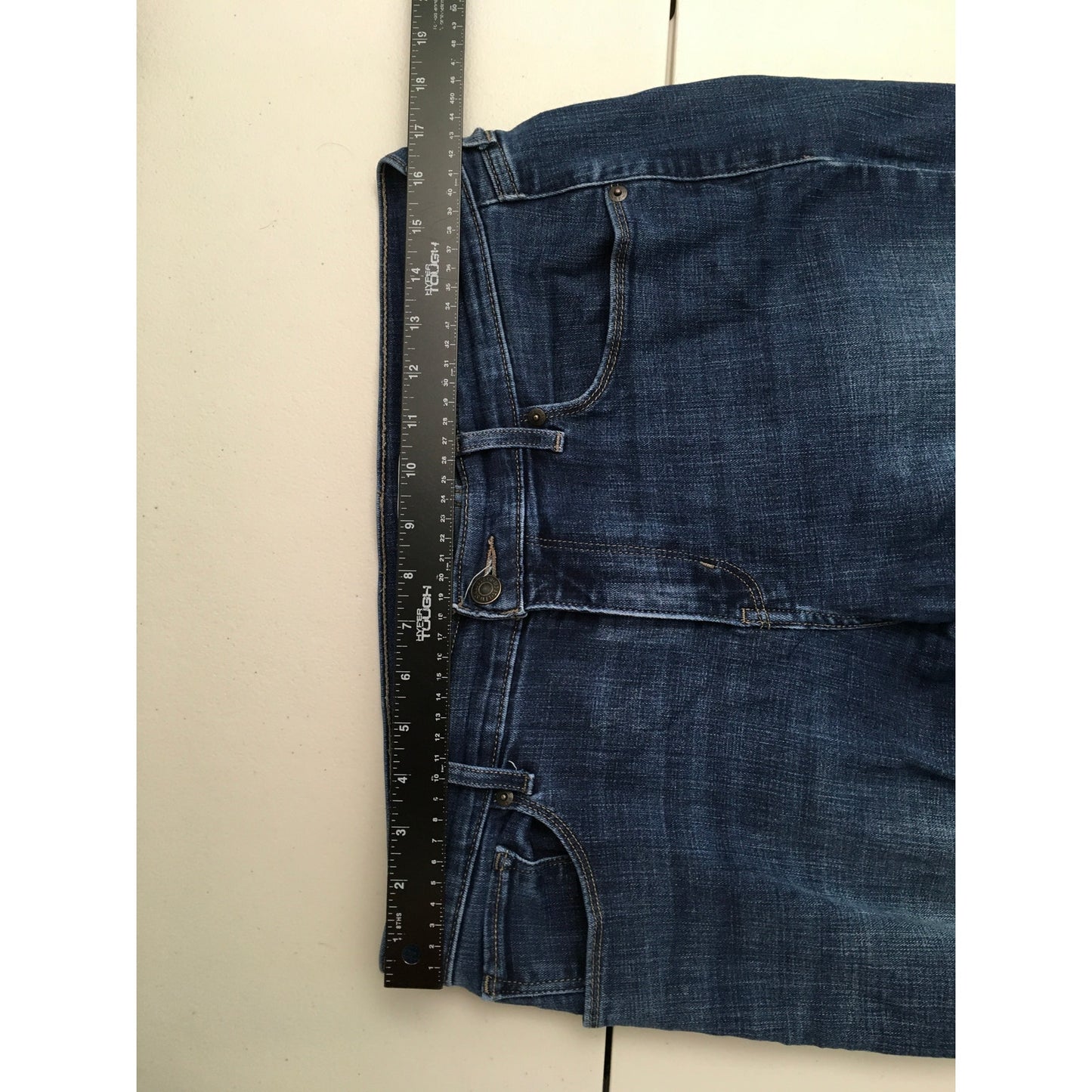 Levi's Men's Curvy Bootcut Jeans Size 32W 32L - Classic, Casual, Everyday Wear