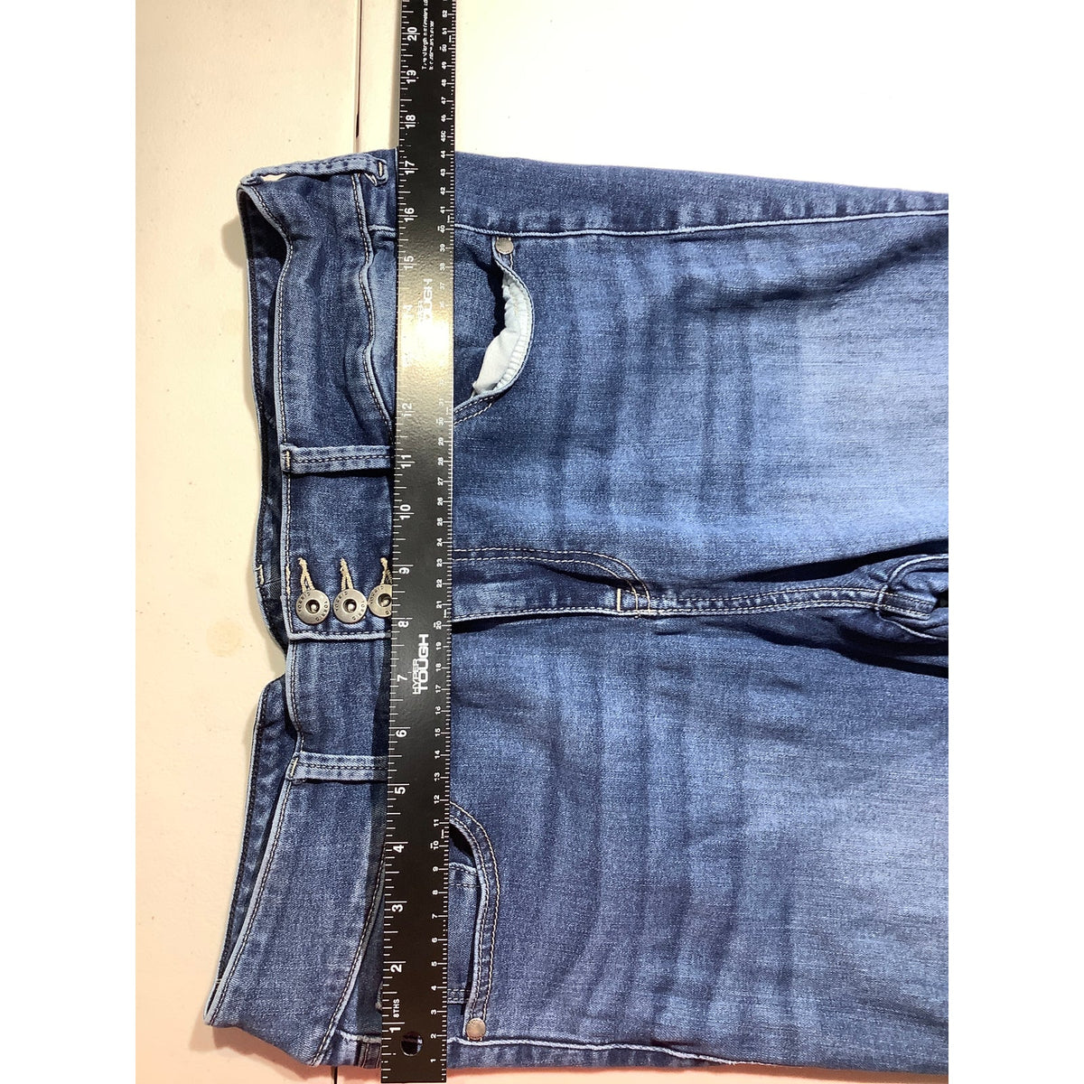 Torrid Women's 16 Short Dark Blue Super Soft Jegging Stretch Jeans