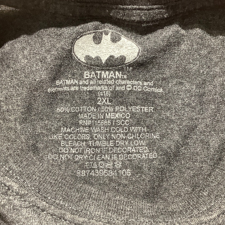 Batman Graphic T-Shirt Men’s Size 2XL – Dark Gray, Superhero, Crew Neck