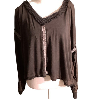 POL Black Embroidered V-Neck Long Sleeve Top Women’s Size S— Boho, Casual, Flowy