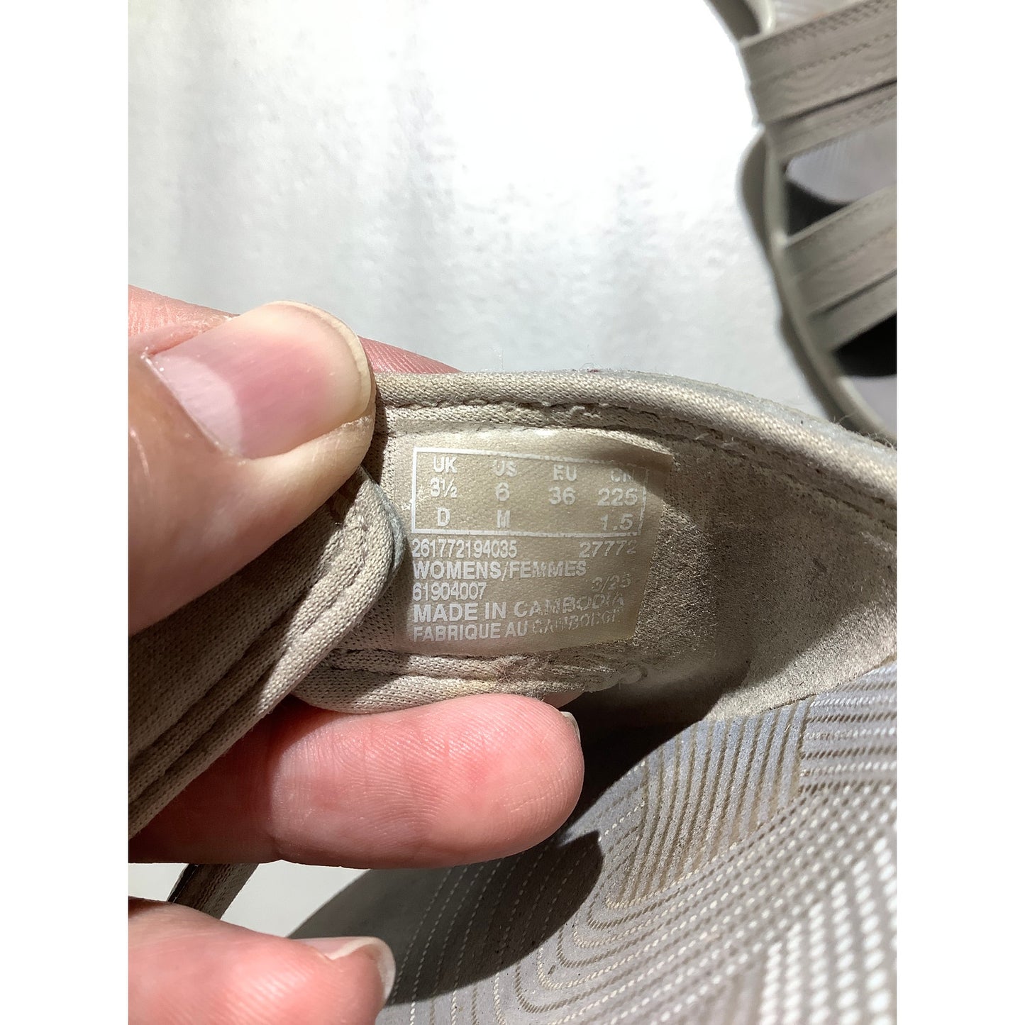 Clarks Cloudsteppers Sandals Women’s Size 6M — Comfort, Casual, Adjustable