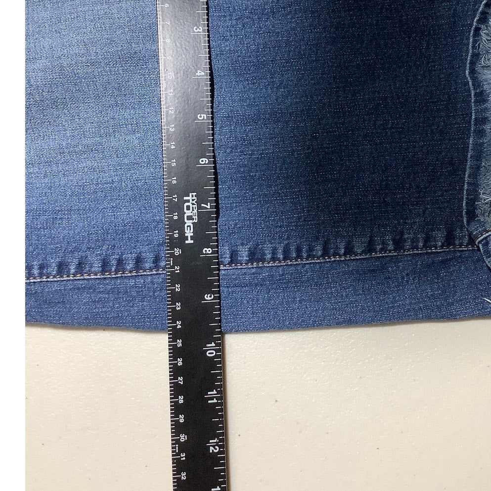 Torrid Denim Capri Jeans Blue Women's Size 24 — Distressed, Casual, Stretch