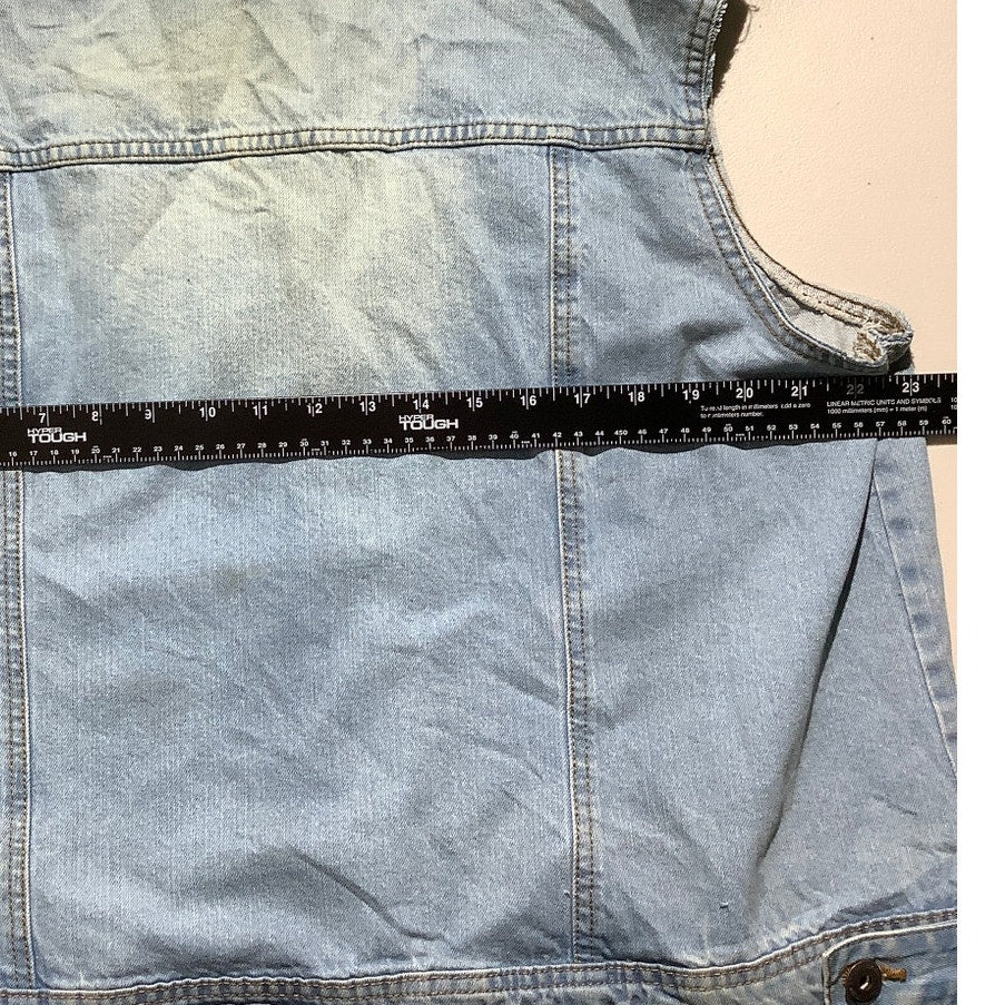 Highway Jeans Denim Vest Women’s Size 1X – Light Wash, Distressed, Sleeveless