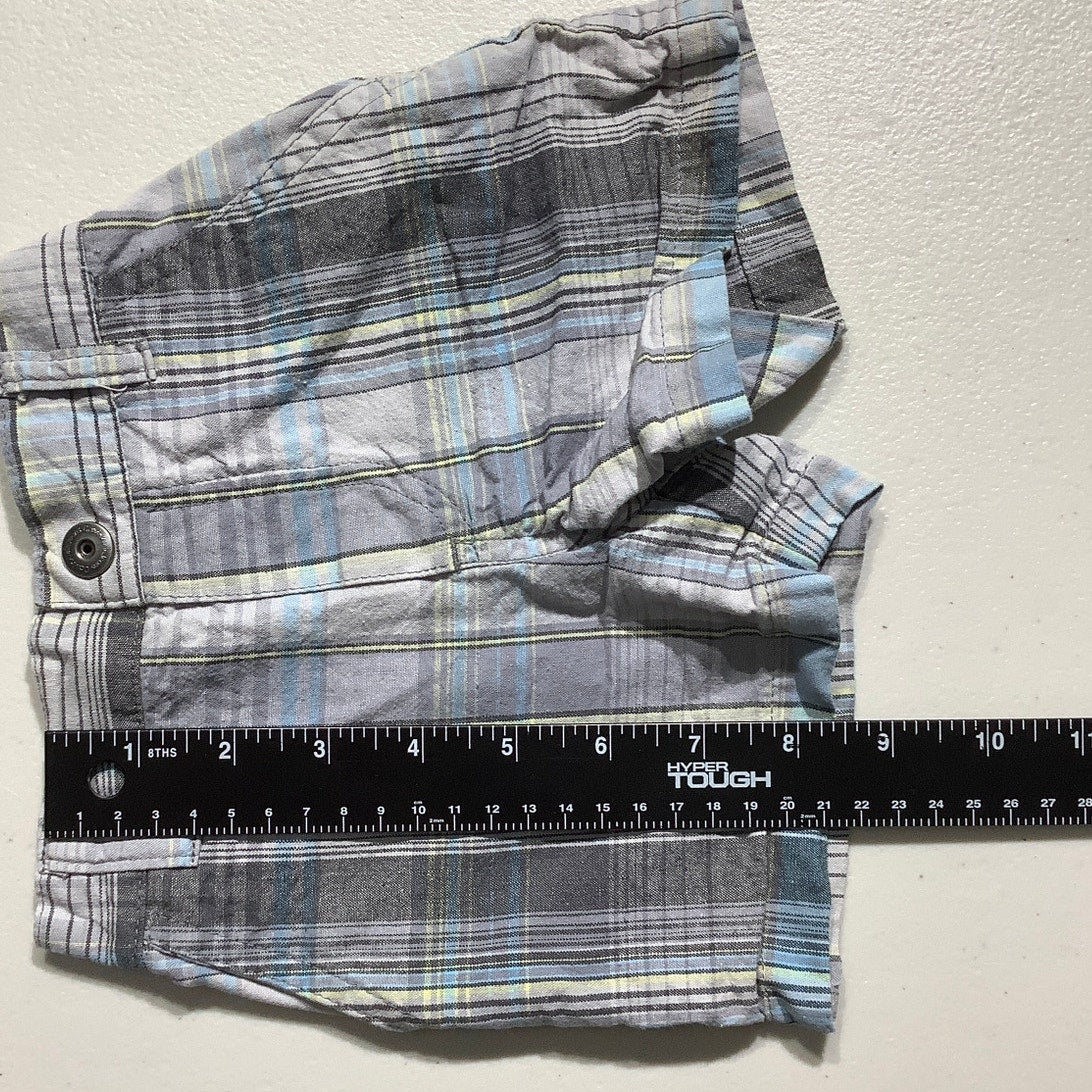 Calvin Klein Infant Shorts Size 6/9 Months – Plaid, Cotton, Lightweight