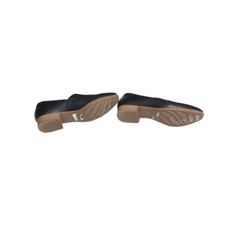Clarks Juliet Palm Black Loafers Women’s Size 7M – Classic, Minimalist, Slip-On