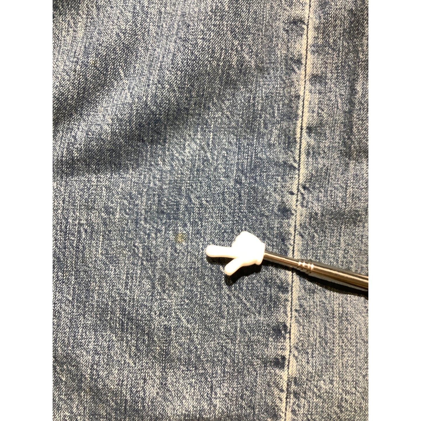 Levi’s 569 Loose Straight Jeans Men’s 42W 32L — Distressed, Casual, 100% Cotton