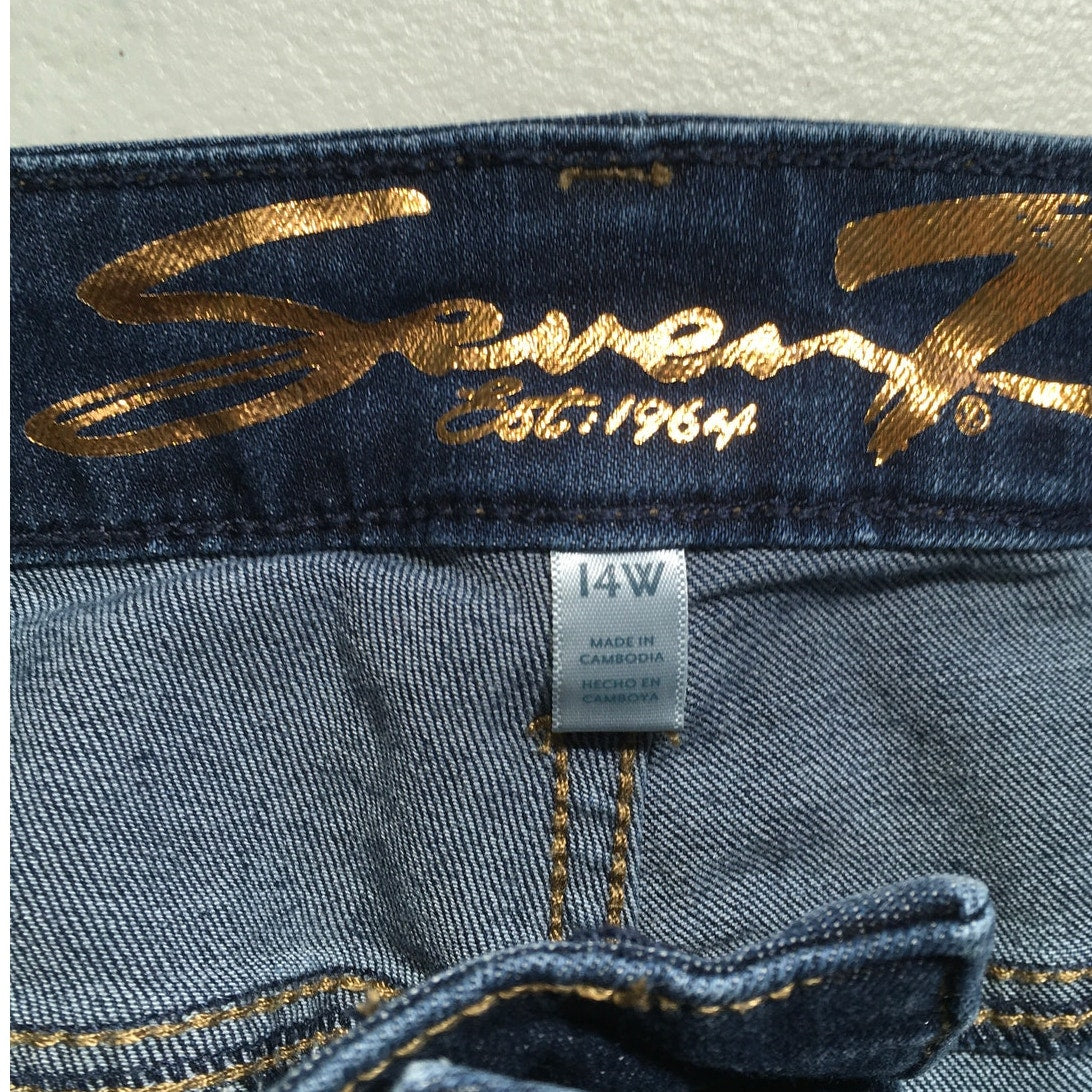 Seven7 Denim Size 14W Weekend Short - Casual, Classic, Everyday