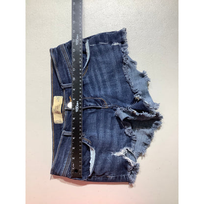 Hollister Distressed Denim Shorts Women’s 3 (26W) – Low Rise, Frayed Hem, Casual