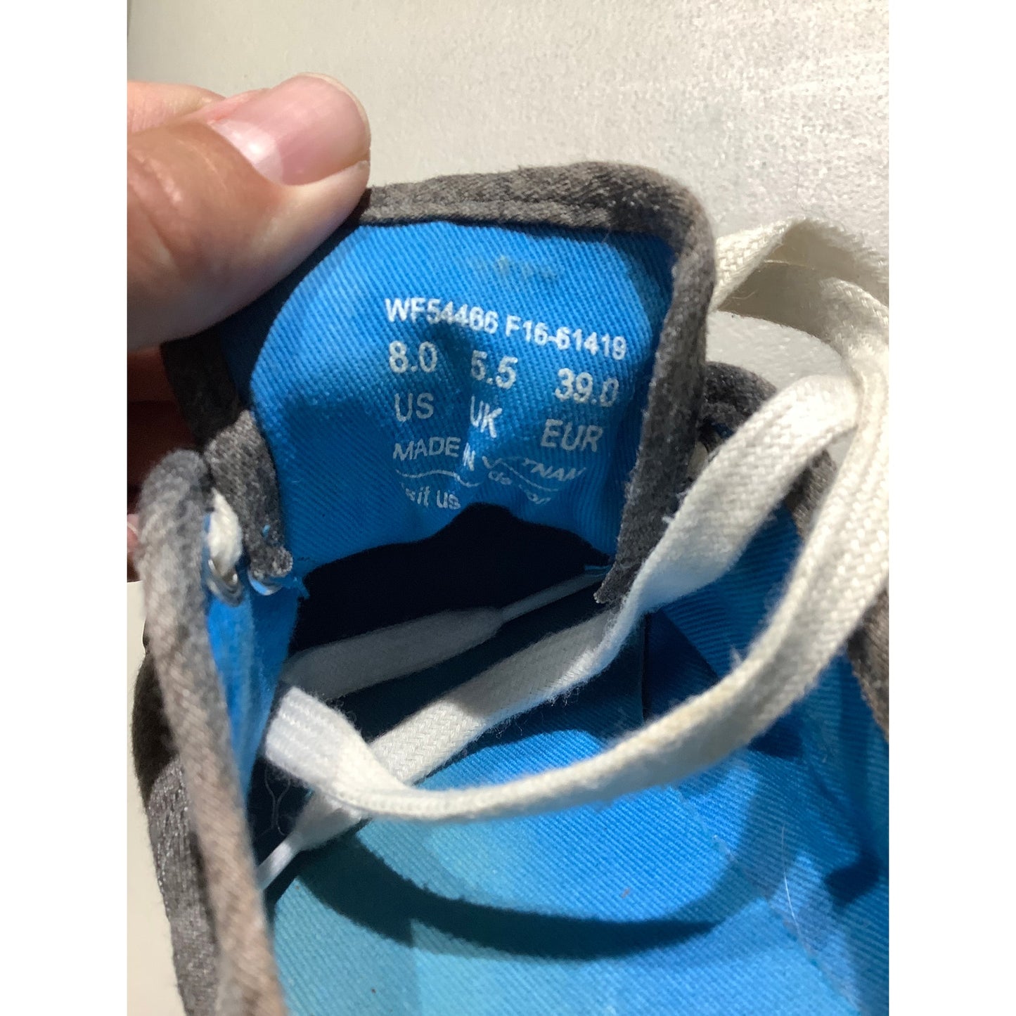 Keds Champion Gray Canvas Sneakers Women’s 8 — Casual, Everyday, Travel