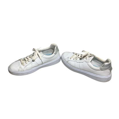 Cole Haan Reagan White Leather Sneakers Women’s Size 9B — Classic, Casual, Clean