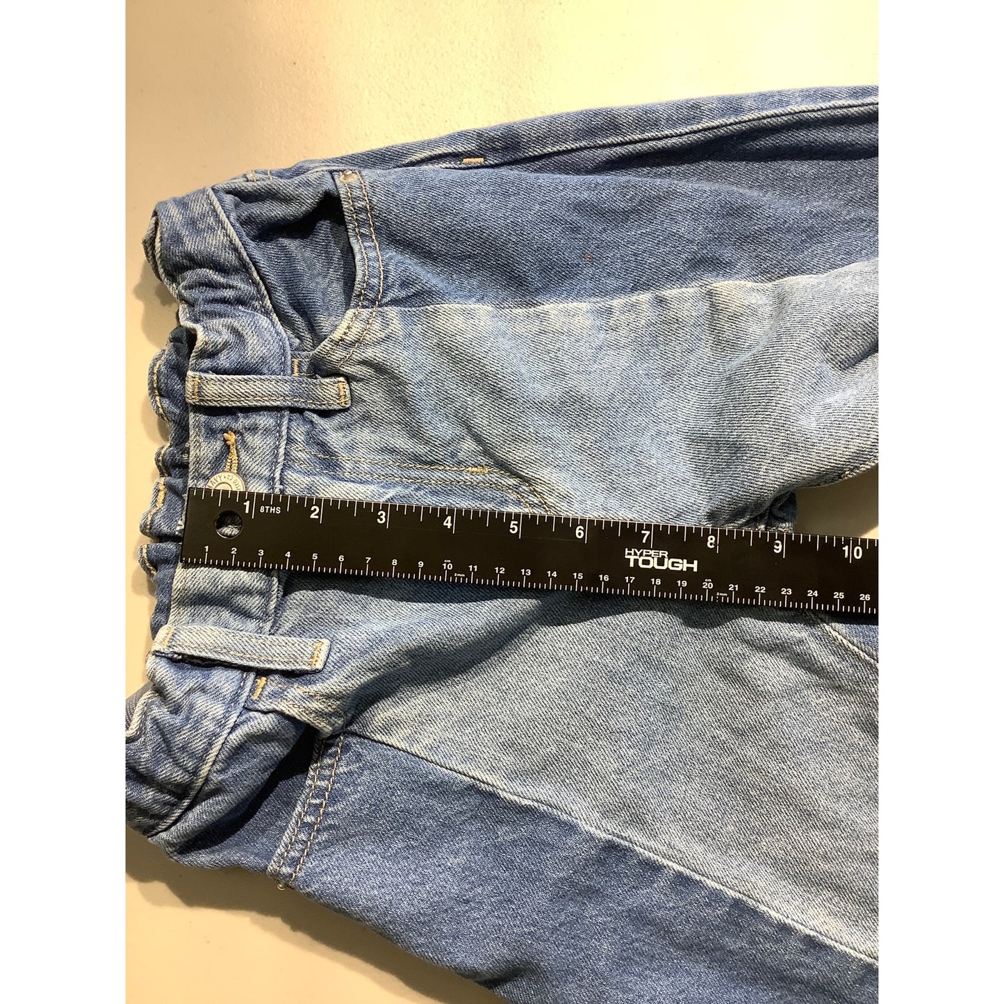 Old Navy Light Wash Wide Leg Jeans Kids Size 8 - Baggy, Vintage, Playful