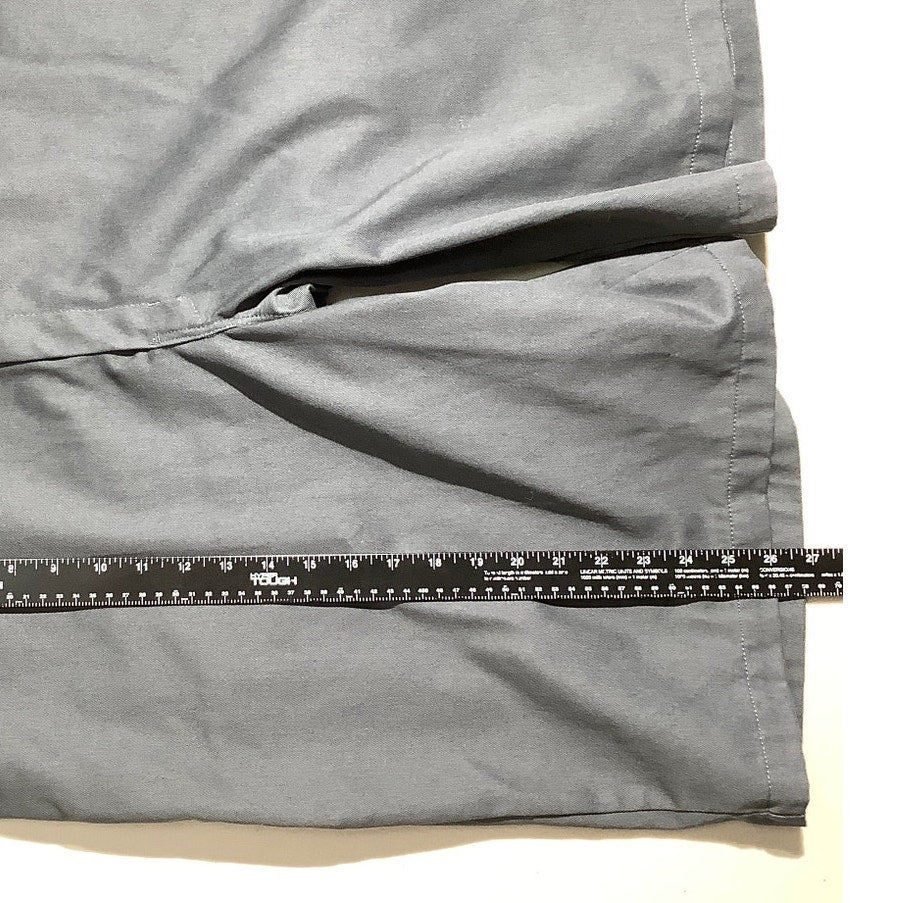 Dickies Gray Utility Work Shorts Men’s Size 48 — Carpenter, Workwear, Durable