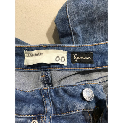 Garage Light Wash Mid-Rise Jeans Size 00 - Casual, Minimalist, Soft