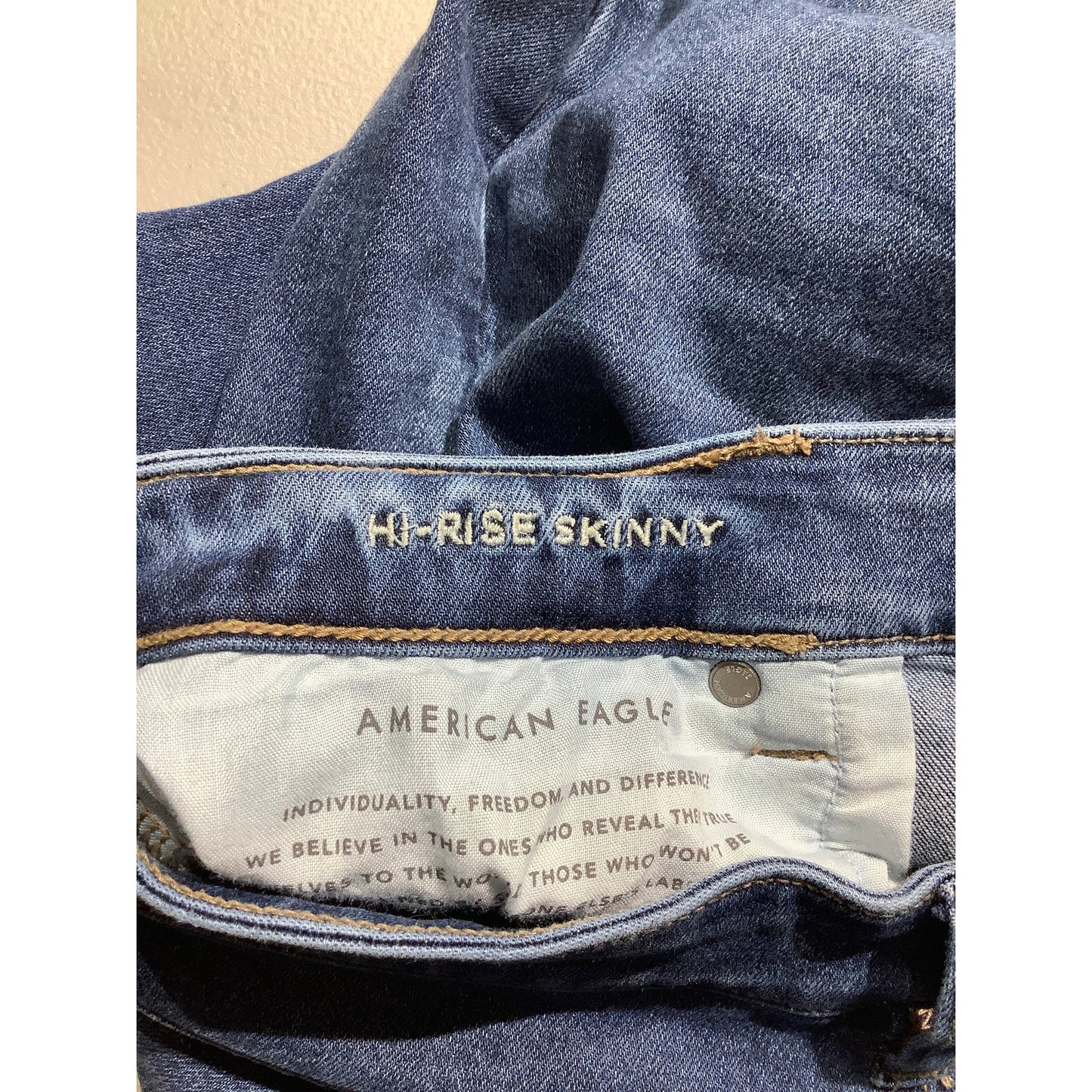 American Eagle Blue Hi-Rise Skinny Jeans Women 10— Stretch, Casual, Everyday