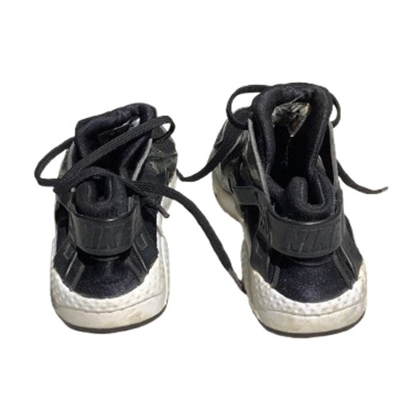 Nike Huarache Run Youth 1Y – Athletic, Sneakers, Comfort