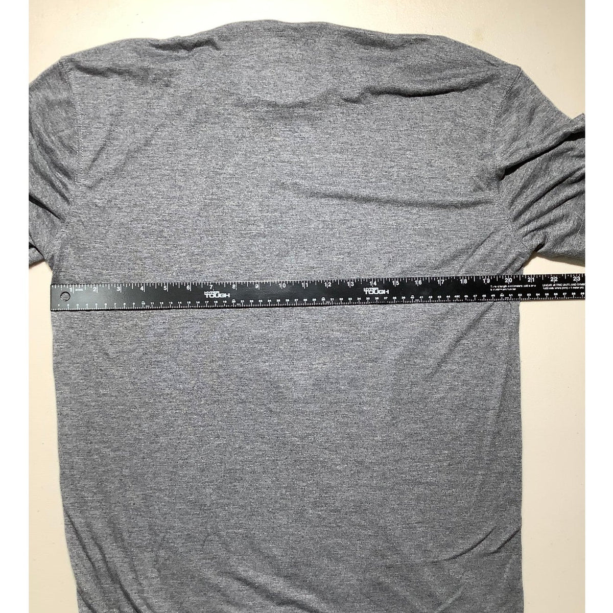 Ohio State Varsity Men's XL Light Gray Buckeyes NCAA Football T-Shirt