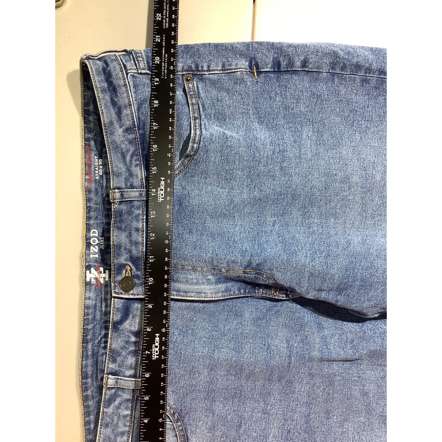 IZOD Saltwater Denim Blue Straight Jeans Men’s 40x30 — Fishing, Casual, Classic