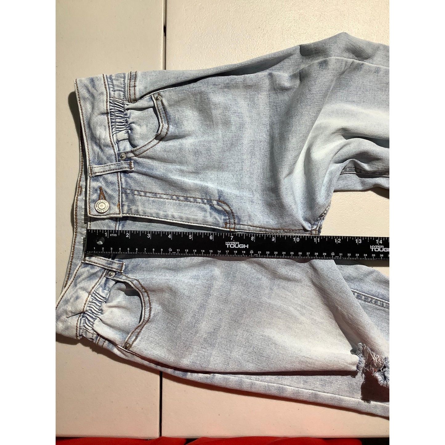 Vanilla Star Light Wash Mom Jeans Child Size 3 — Distressed, High Rise, Casual