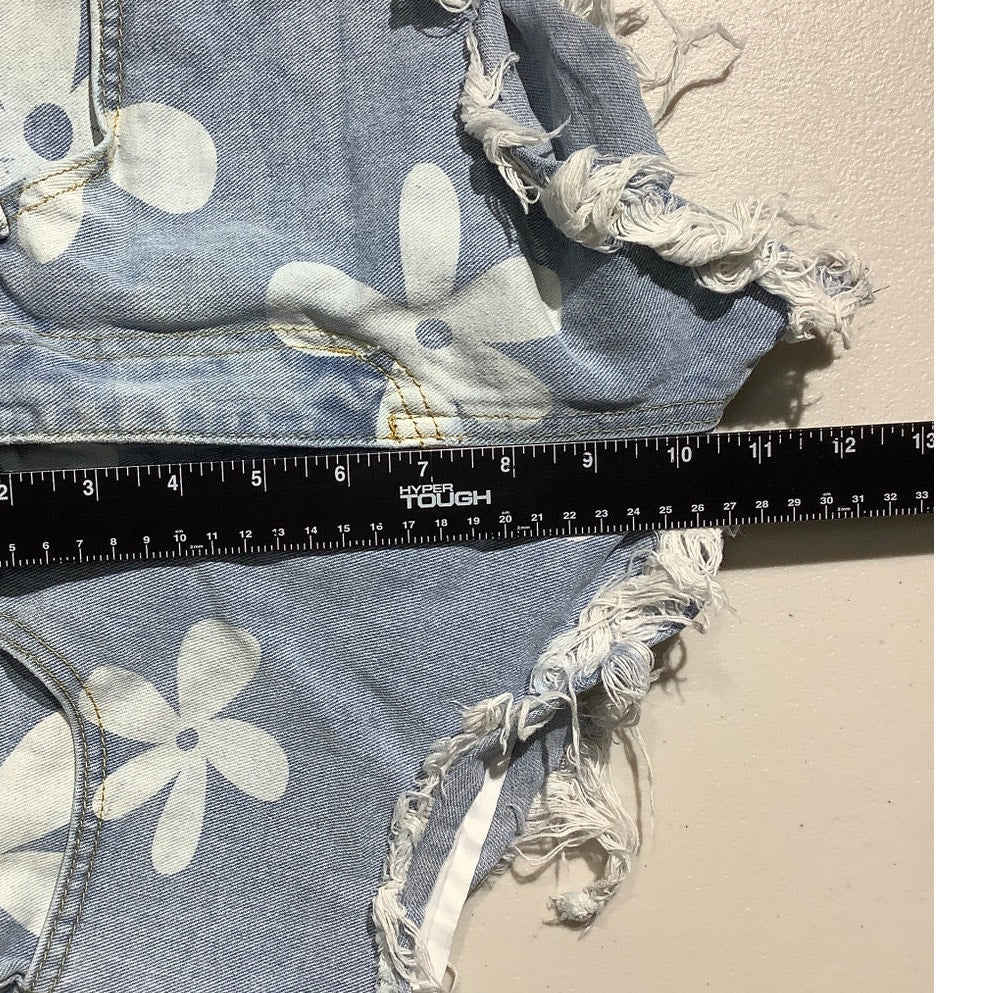 Shein Floral Print Raw Cut Denim Shorts Women’s Size XS — Y2K, Festival, Trendy