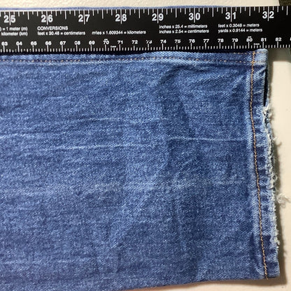 Abercrombie & Fitch 90’s Straight Jeans Women’s 30 – Vintage, Raw Hem, Classic