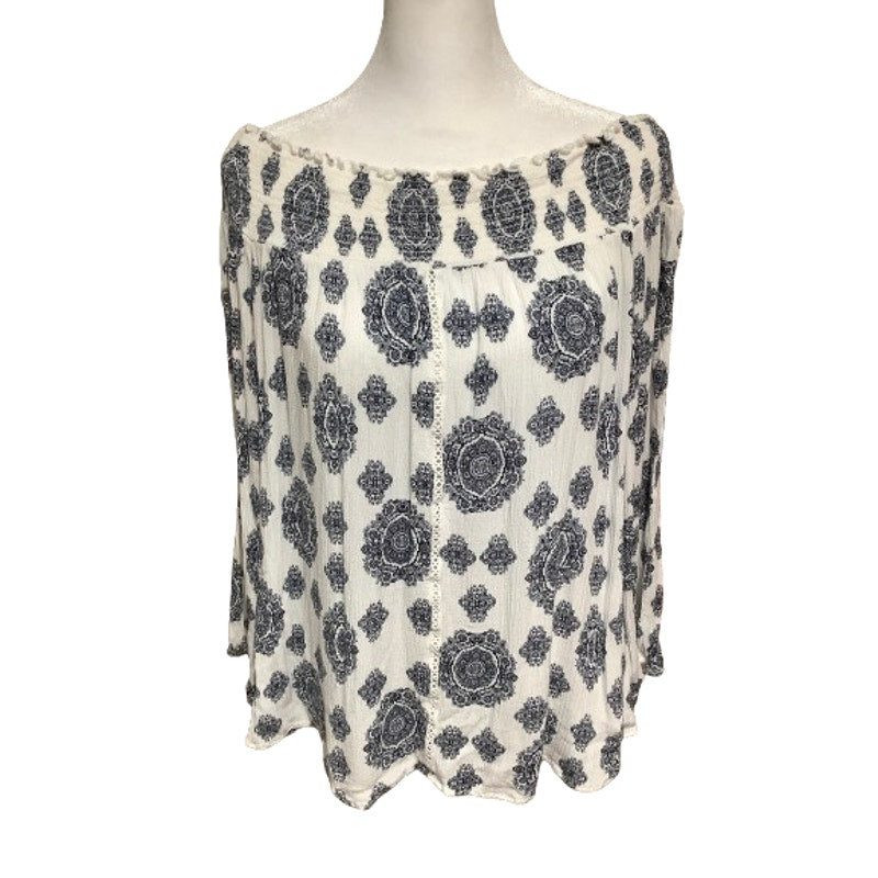 Society Girl White Black 3/4 Sleeve Top Sz XL Boho Medallion Print Off Shoulder