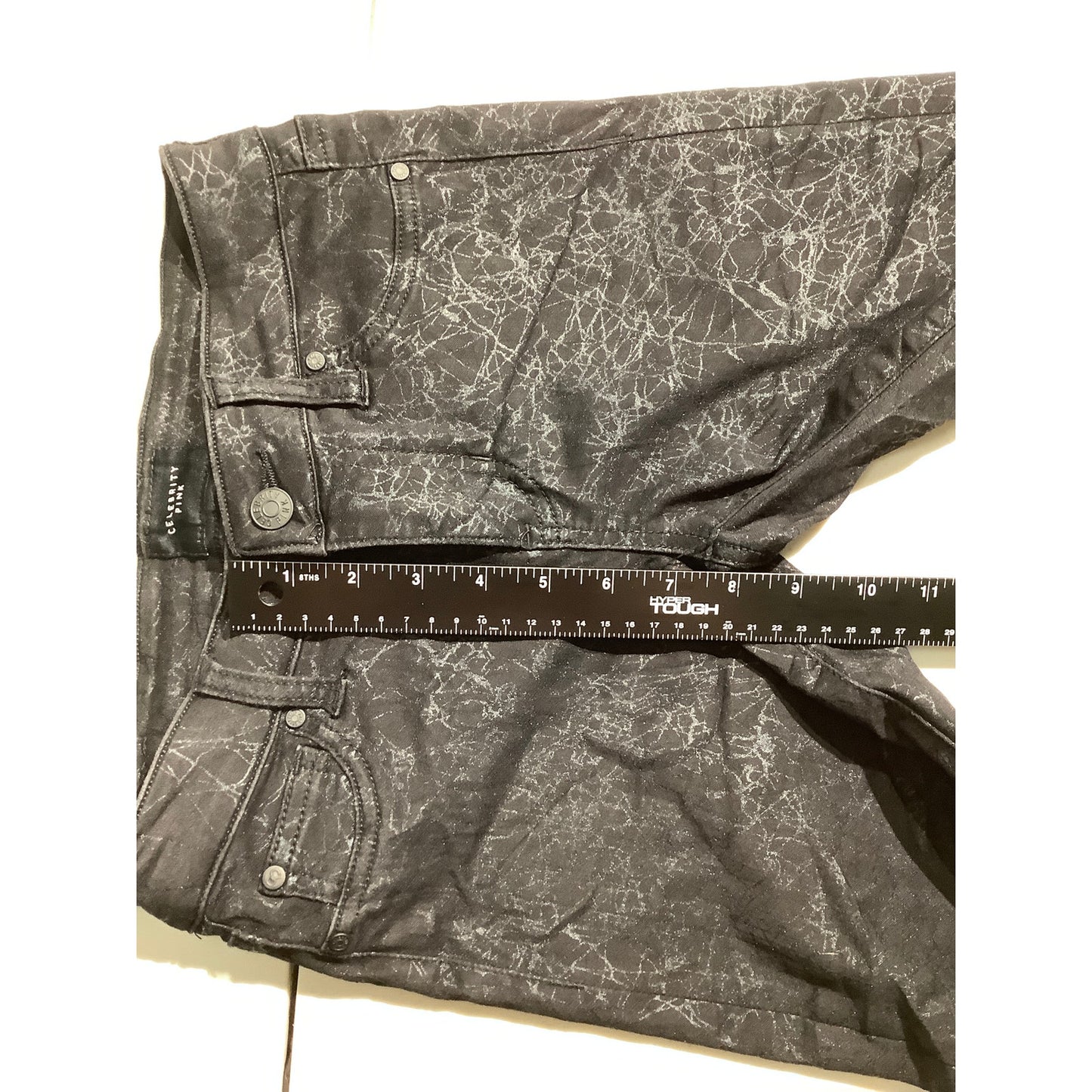 Celebrity Pink Black Metallic Skinny Jeans Size 1/25 – Sleek, Modern, Statement