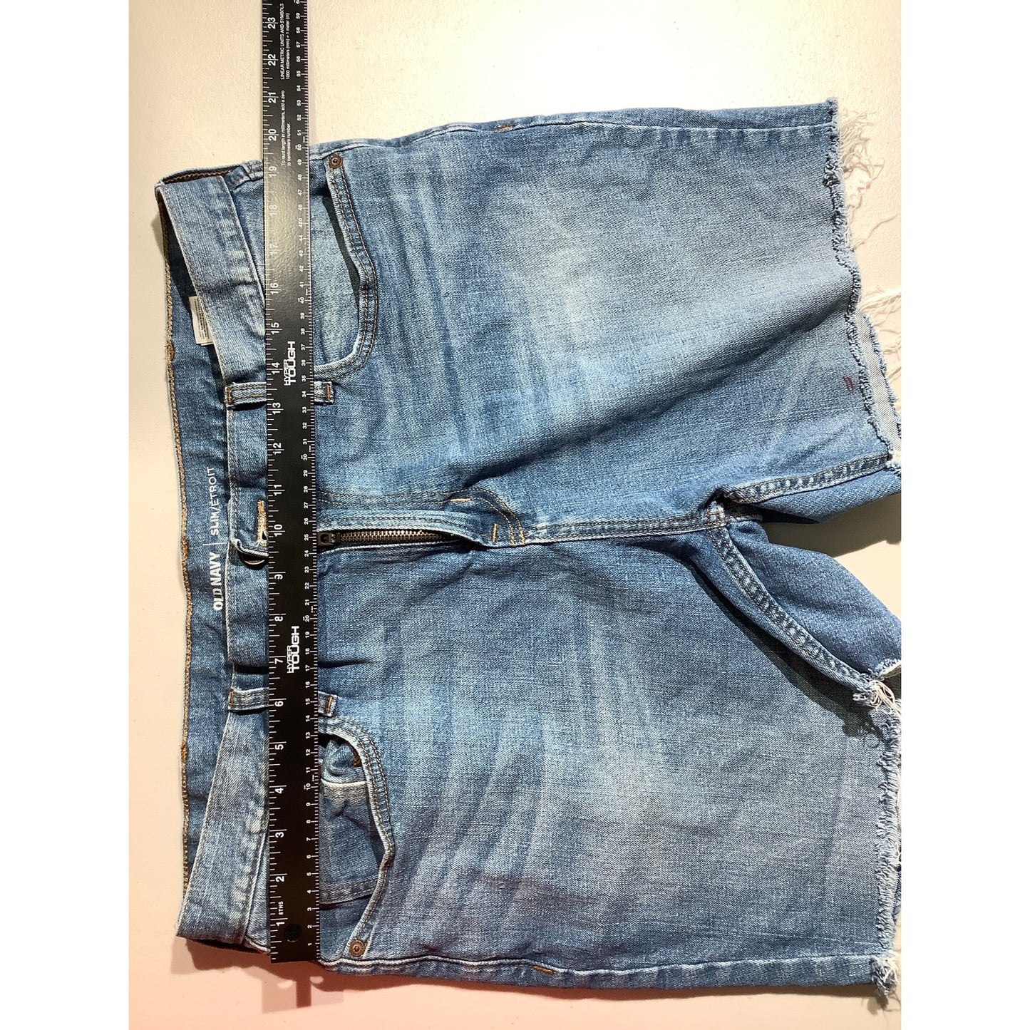 Old Navy Denim Cut-Off Shorts Men’s Size 38W – Distressed, Slim, Casual