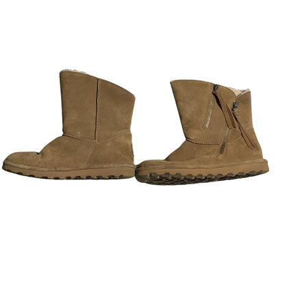 Bearpaw Sheepskin Lined Suede Boots Tan Women’s 8 — Winter, Cozy, Casual