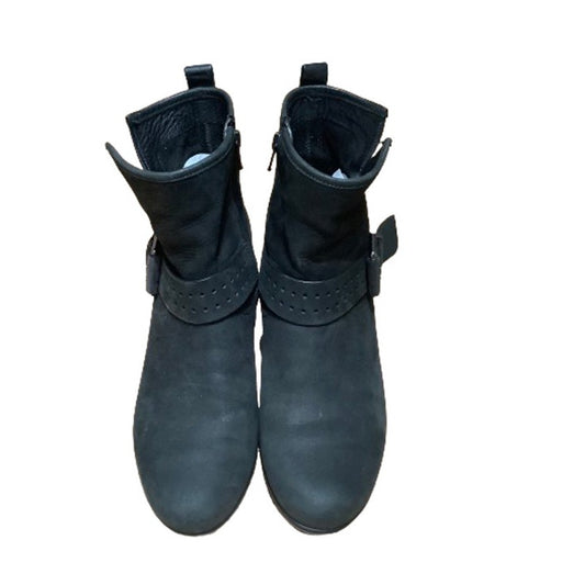 ECCO Black Ankle Boots Buckle Strap Block Heel Sz 6 Punk Emo Retro City Boho