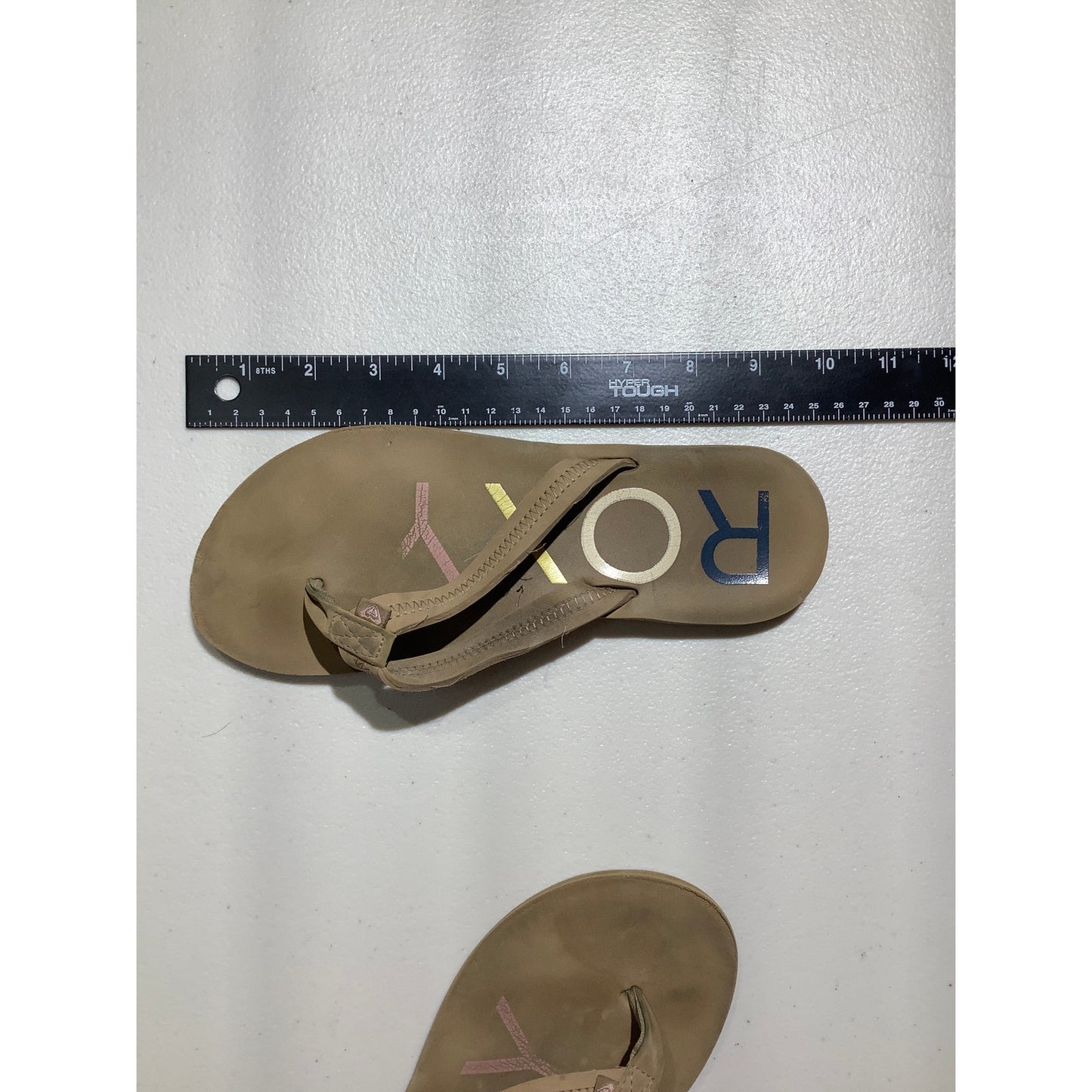 Roxy Vista III Flip Flops Women Size 8-9 Tan — Beach, Surf, Casual