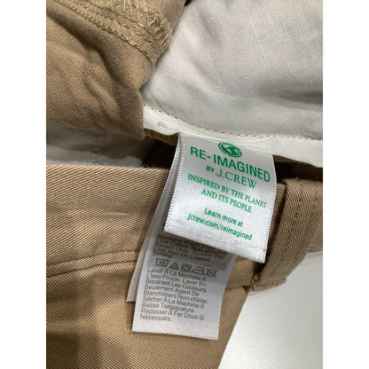 J.Crew Men's 9" Inseam Khaki Shorts Size 33 - Preppy, Casual, Summer Essential