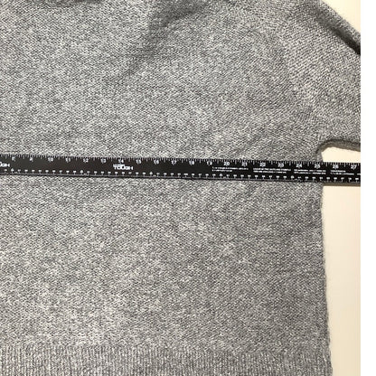 Banana Republic Turtleneck Sweater Women’s Size XL — Cozy, Minimalist, Oversized