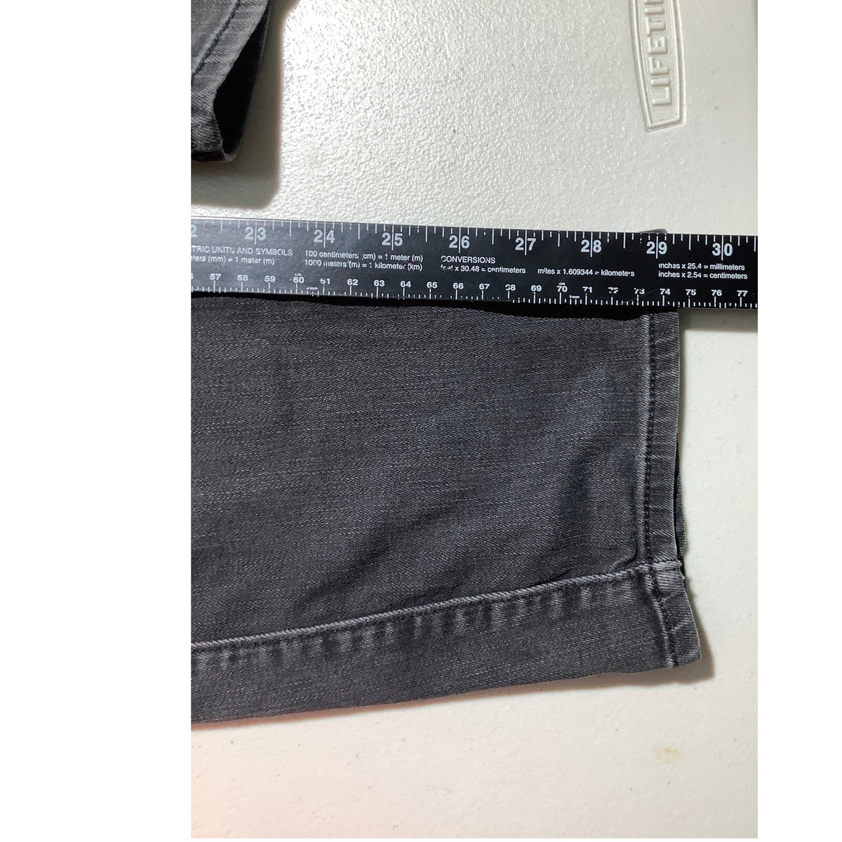 Hollister Men's 33x32 Black Slim Straight Jeans Distressed Tear