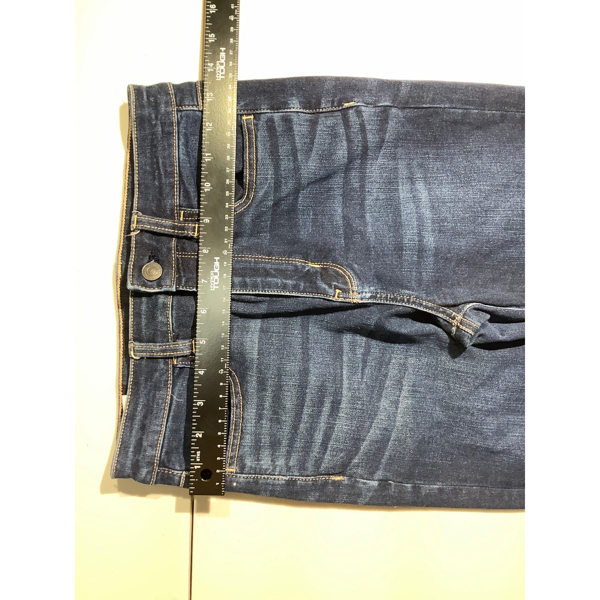 American Eagle Women’s Size 4 High-Rise Distressed Jegging — Casual, Y2K, Edgy