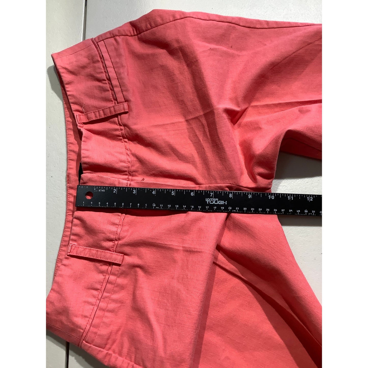 Larry Levine Coral Capris Size 8 – Office Siren, Classic, Minimalist