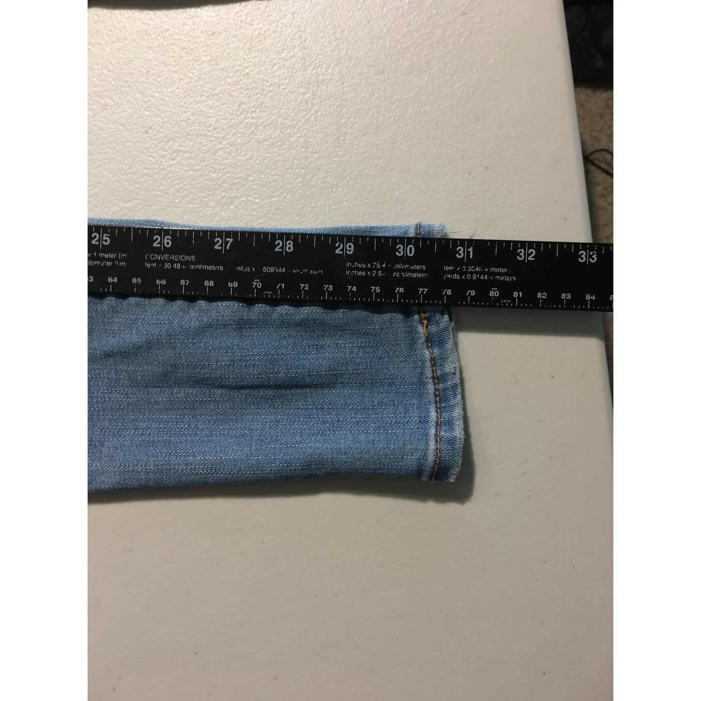 American Eagle Light Wash Jeggings Size 2 Long - Y2K, Casual, Stretch