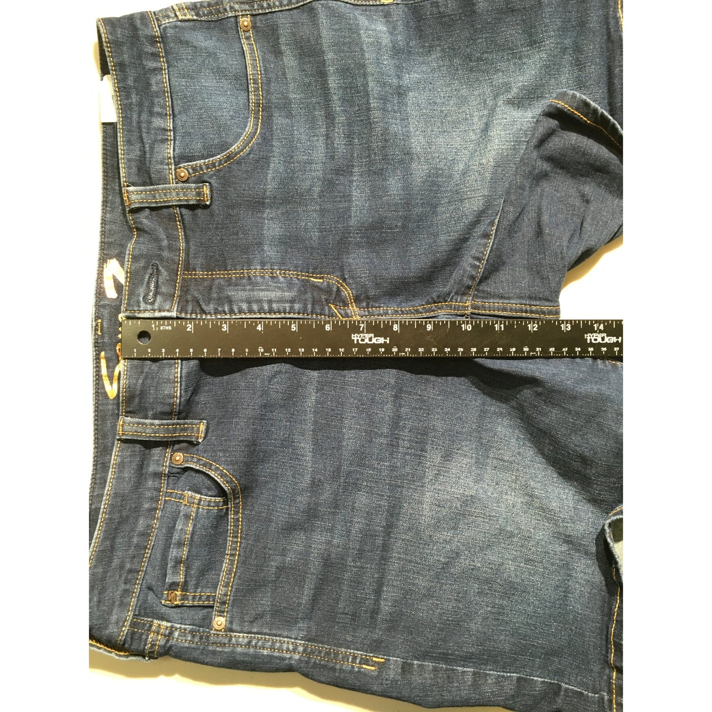 Seven7 Denim Size 14W Weekend Short - Casual, Classic, Everyday