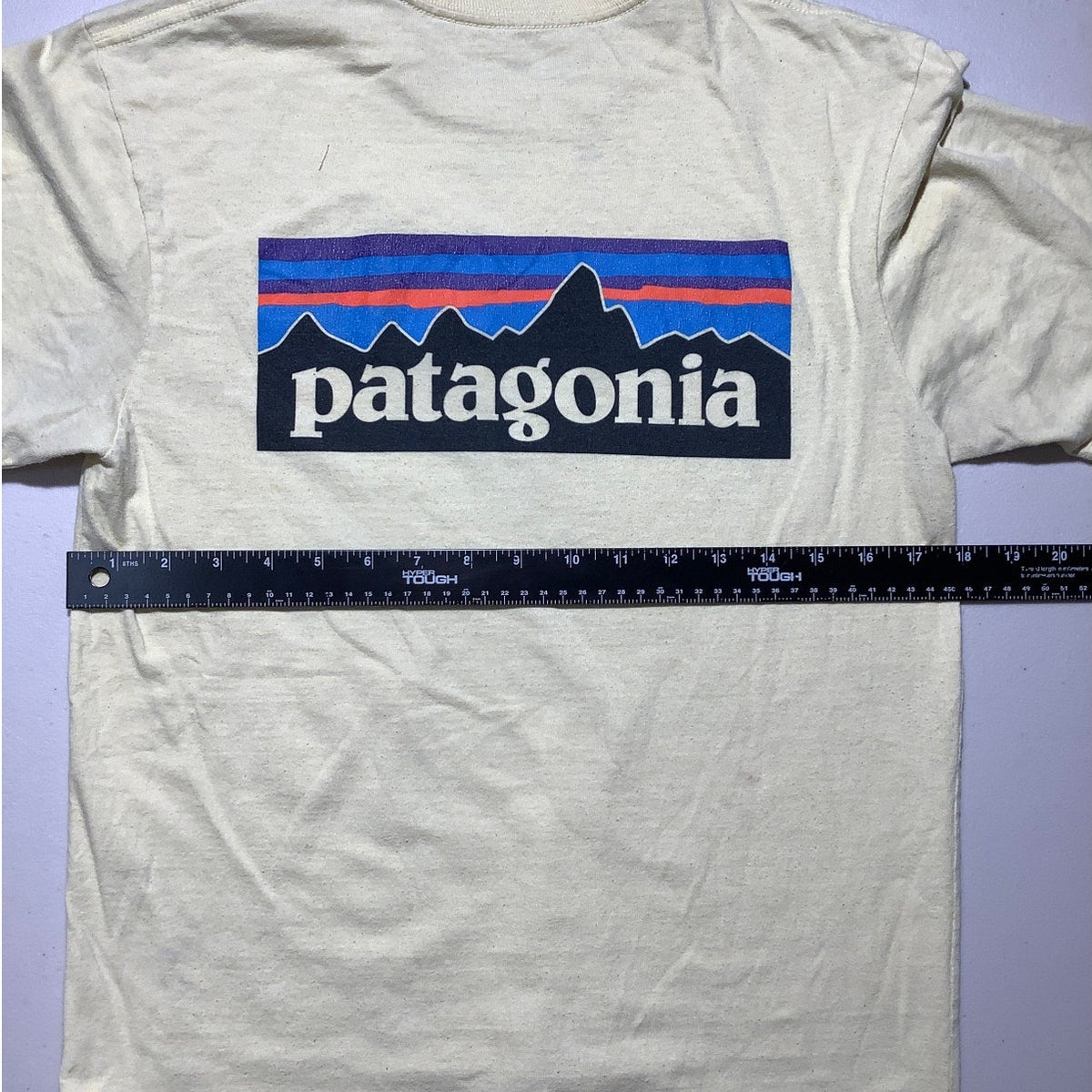 Patagonia Men's Small Yellow Regular Fit Crewneck T-Shirt