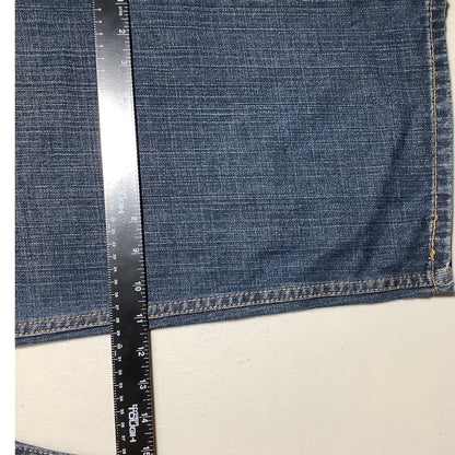 Levi's 559 Relaxed Straight Jeans Men’s Size 48W 30L — Relaxed, Classic, Durable