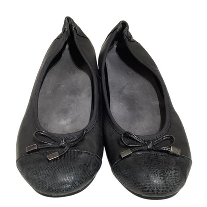 Vionic Black Flats Size 8 - Comfortable, Timeless, Minimalist